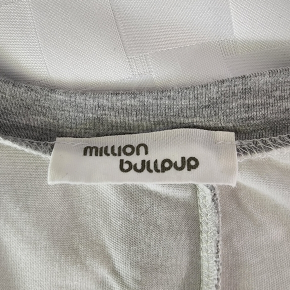 Million Bulpup Long Sleeve Triple Color Scoop Neck Button Detail Dress Size L - Picture 3 of 5